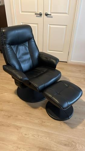 Second-hand Reclining Armchair with Foot Stool