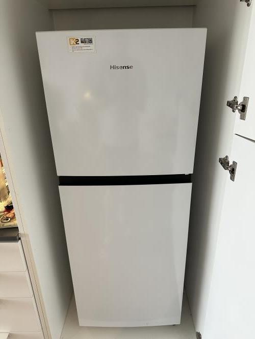 Second-hand Hisense 205L Top Mount Fridge