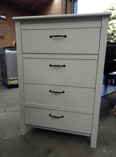 Second-hand Chest of 4 Drawers