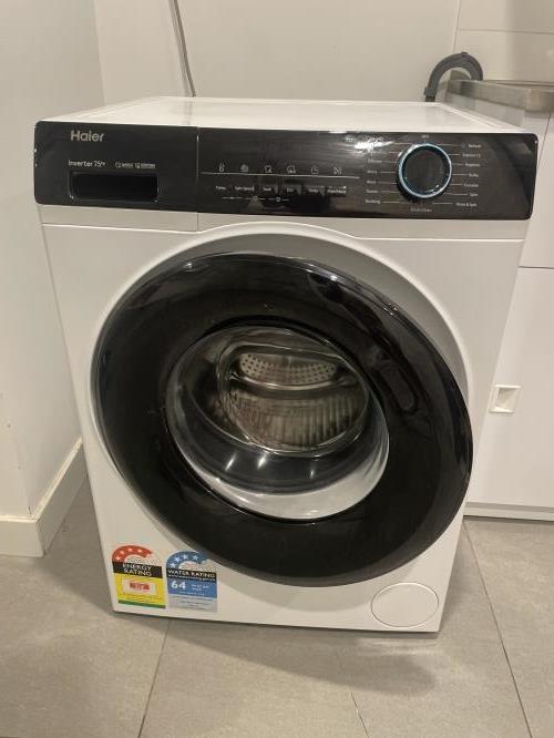 Second-hand Haier 7.5kg Front Load Washing Machine