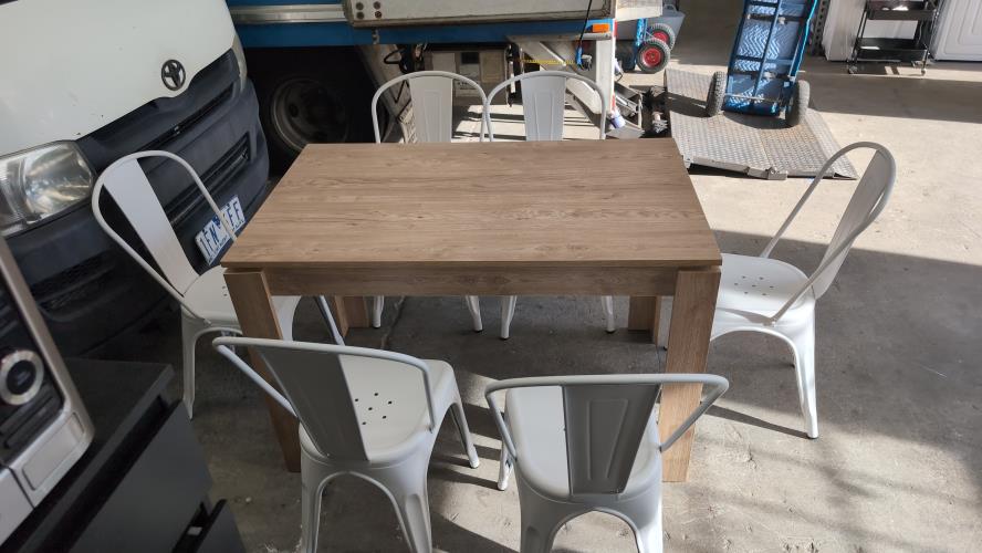 Second-hand Dining Table with 6 Chairs