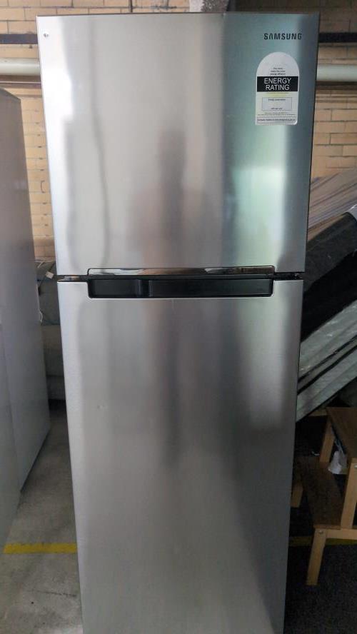 Second-hand Samsung 341L Top Mount Fridge