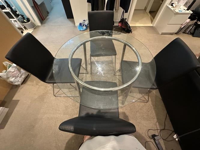 Second-hand Dining Table with 4 Chairs