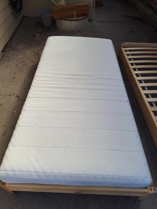 Second-hand Single Mattress