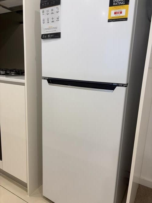 Second-hand Chiq 202L Top Mount Fridge