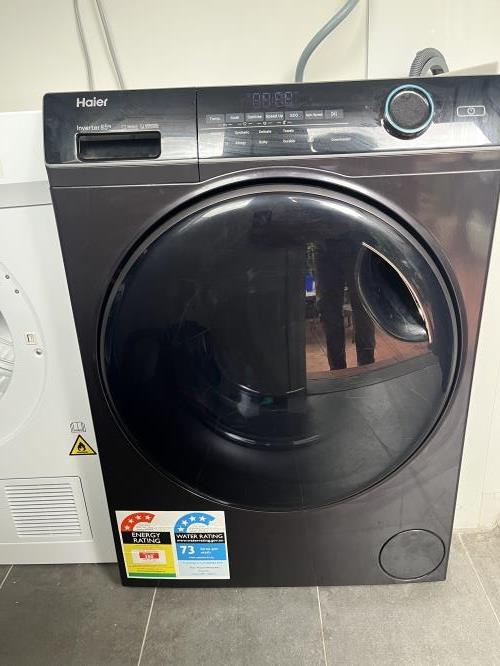 Second-hand Haier 8.5kg Front Load Washing Machine