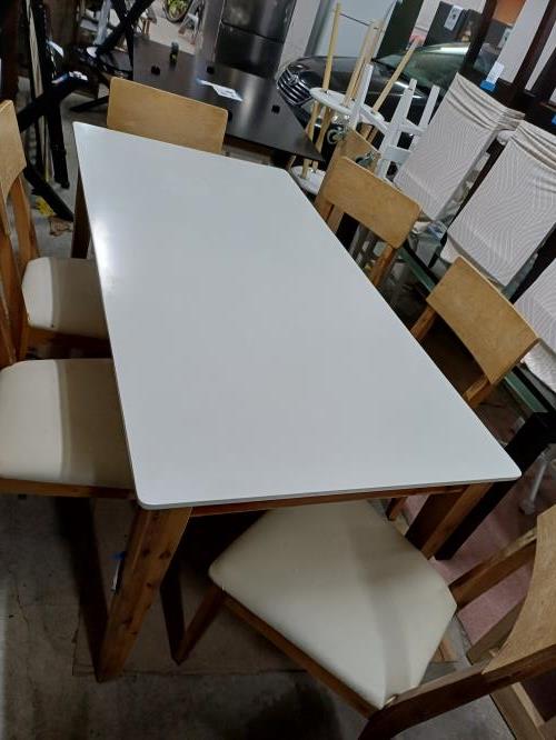Second-hand Dining Table with 6 Chairs