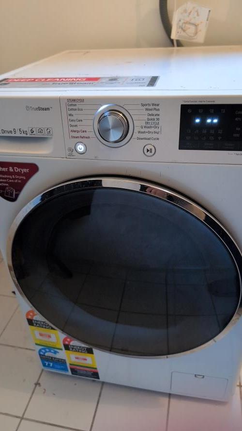 Second-hand LG 9kg / 5kg Washer-Dryer Combo