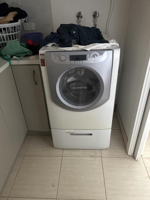 Second-hand Aqualtis 8.5kg Front Load Washing Machine