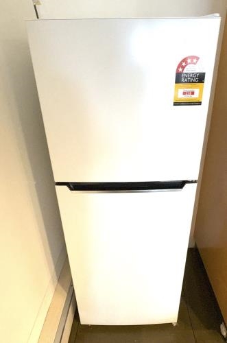 Second-hand Chiq 202L Top Mount Fridge