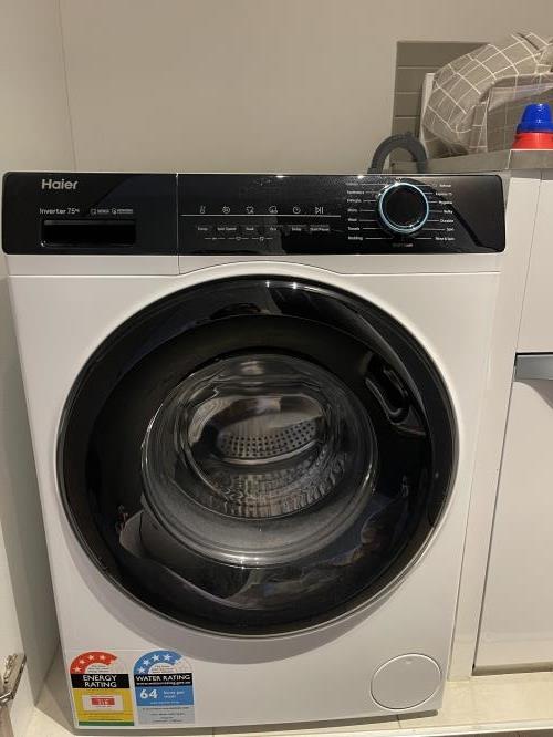 Second-hand Haier 7.5kg Front Load Washing Machine