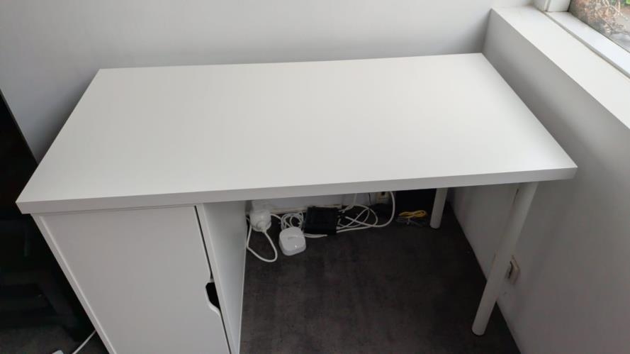 Second-hand IKEA Desk
