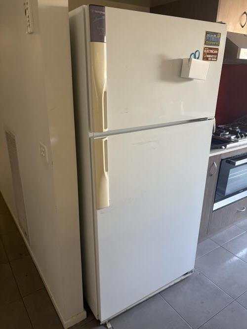 Second-hand Westinghouse 522L Top Mount Fridge