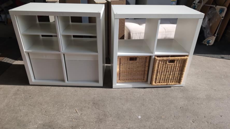 Second-hand Set of 2 IKEA KALLAX Shelf Units