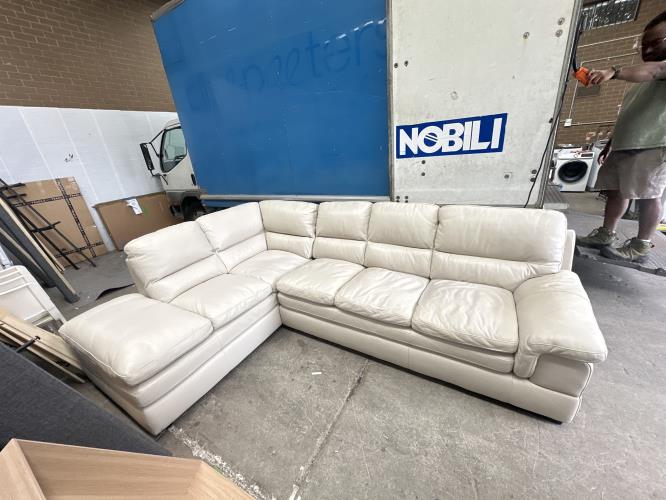 Second-hand L-Shape Couch