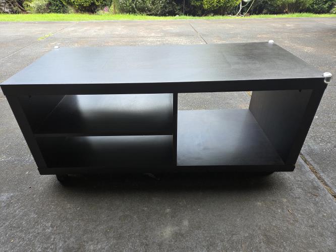 Second-hand TV Table