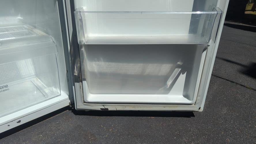 Second-hand LG 279L Top Mount Fridge - Photo 10)