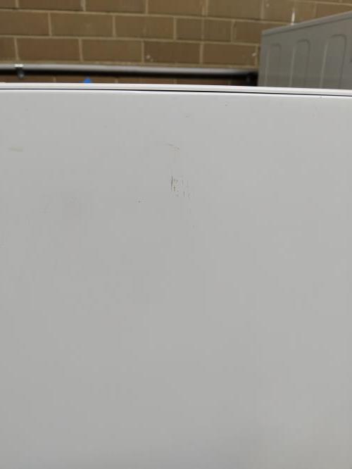 Second-hand Chiq 216L Top Mount Fridge - Photo 11)