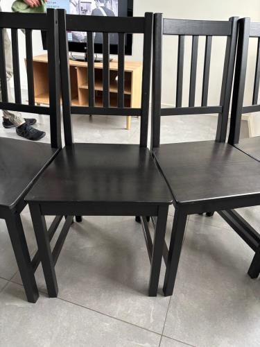 Second-hand IKEA Dining Table with 4 Chairs - Photo 11)