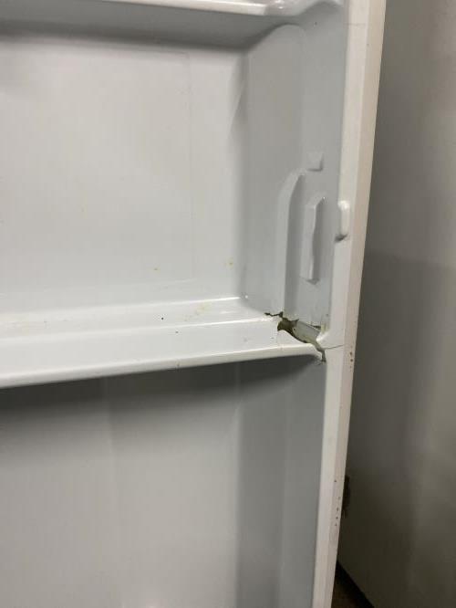 Second-hand Mitsubishi 260L Top Mount Fridge - Photo 12)