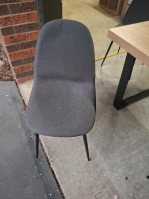 Second-hand Dining Table with 6 Chairs - Photo 12)