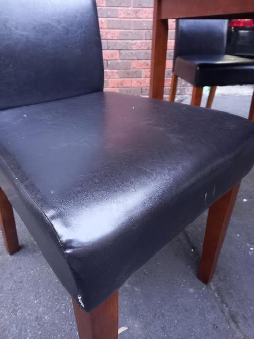 Second-hand Dining Table with 4 Chairs - Photo 13)