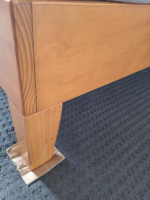 Second-hand King Size Bed Frame with Thin Flexible Mattress - Photo 13)