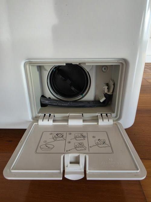 Second-hand LG 7kg Front Load Washing Machine - Photo 13)