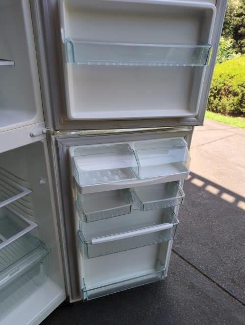 Second-hand Westinghouse 280L Top Mount Fridge - Photo 14)