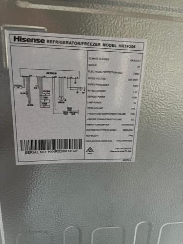 Second-hand Hisense 205L Top Mount Fridge - Photo 14)