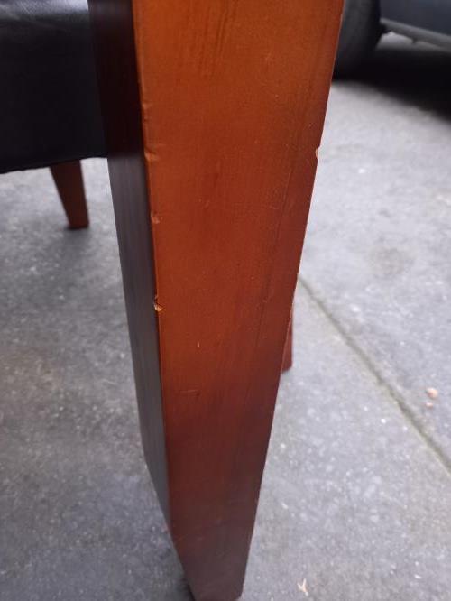 Second-hand Dining Table with 4 Chairs - Photo 16)