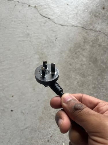 Second-hand Hisense 205L Top Mount Fridge - Photo 17)