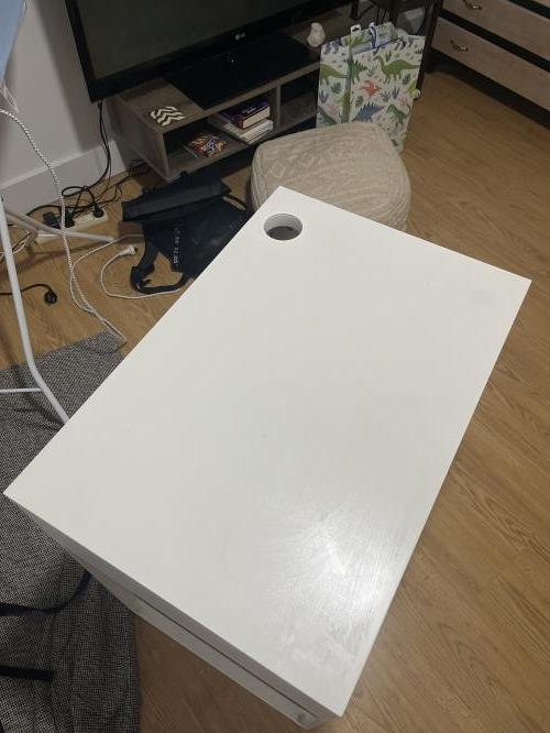 Second-hand IKEA Micke Desk - Photo 2)