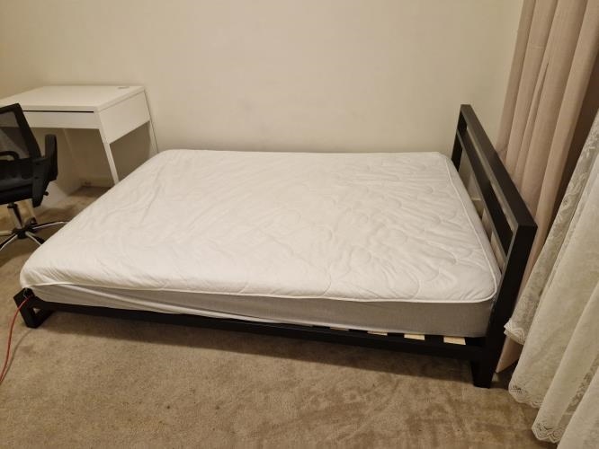 Second-hand Double Bed Frame - Photo 2)