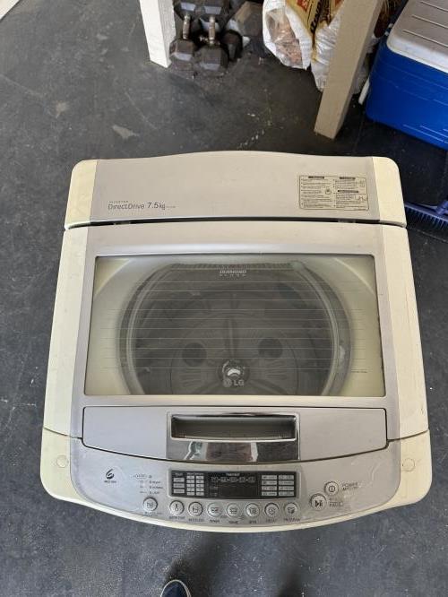 Second-hand LG 7.5kg Top Load Washing Machine - Photo 2)