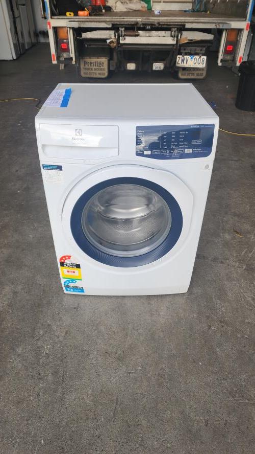 Second-hand Electrolux 7.5kg Front Load Washing Machine - Photo 2)