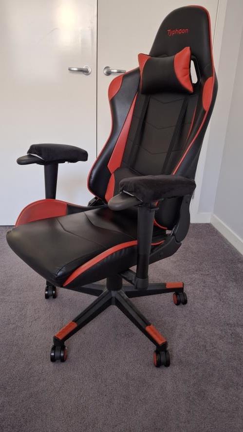 Second-hand Gaming Chair - Photo 2)