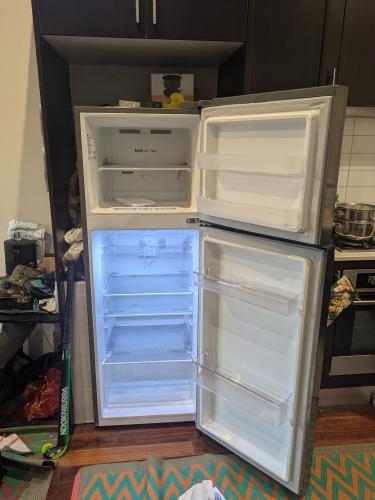 Second-hand LG 243L Top Mount Fridge - Photo 2)