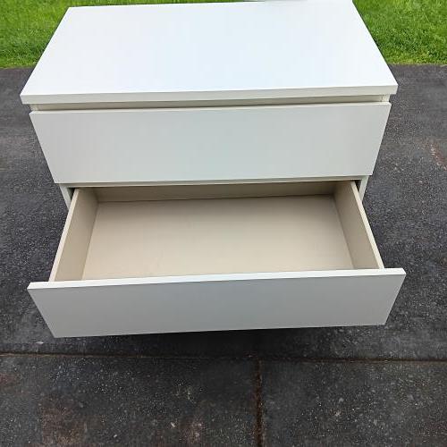 Second-hand IKEA Malm 3 Drawer Chest of Drawers - Photo 2)