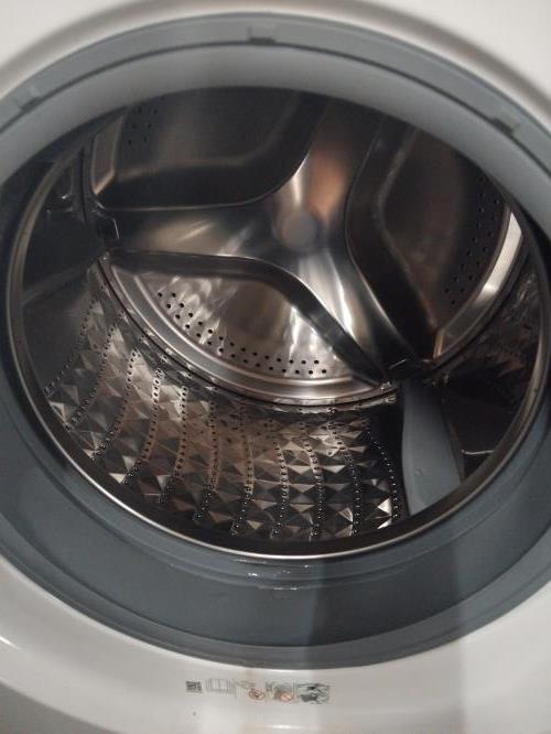 Second-hand Samsung 8.5kg Front Load Washing Machine - Photo 2)