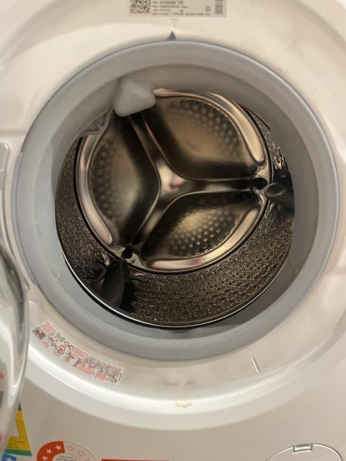 Second-hand Westinghouse 9kg / 5kg Washer-Dryer Combo - Photo 2)