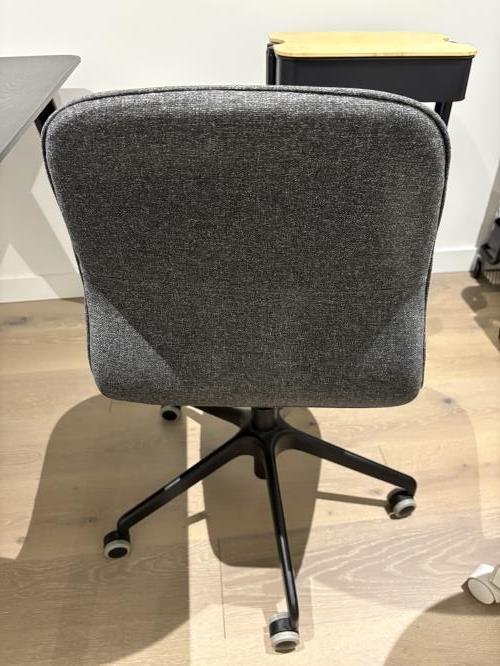 Second-hand IKEA Office Swivel Chair - Photo 2)