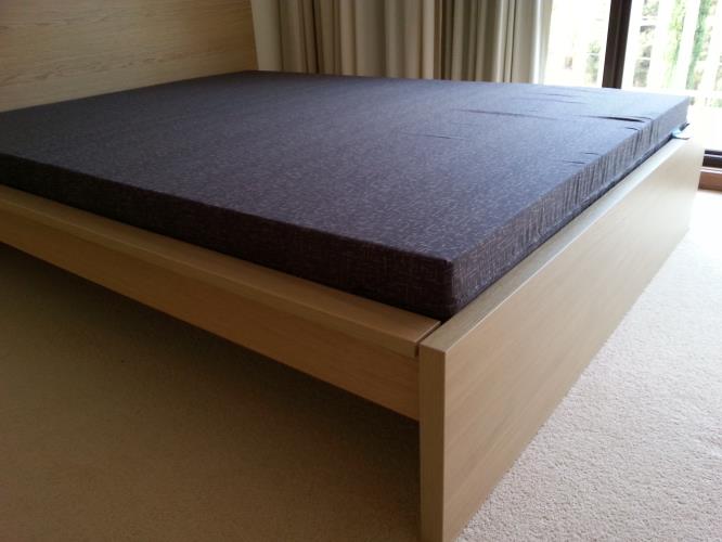 Dunlop Queen Mattress (Bedframe not included) - Photo 2)