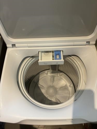 Second-hand Haier 8kg Front Load Washing Machine - Photo 2)