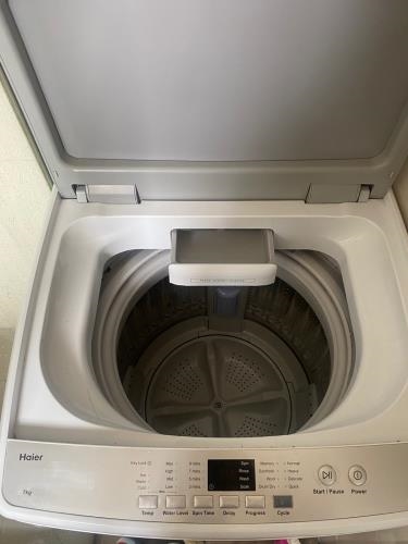 Second-hand Haier 7kg Top Load Washing Machine - Photo 2)