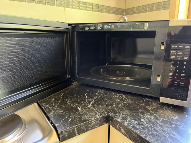 Second-hand Samsung Microwave - Photo 2)