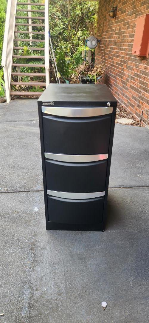 Second-hand Filing Cabinet - Photo 2)