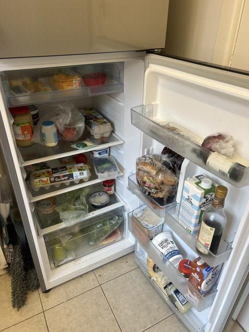 Second-hand Hisense 350L Top Mount Fridge - Photo 2)