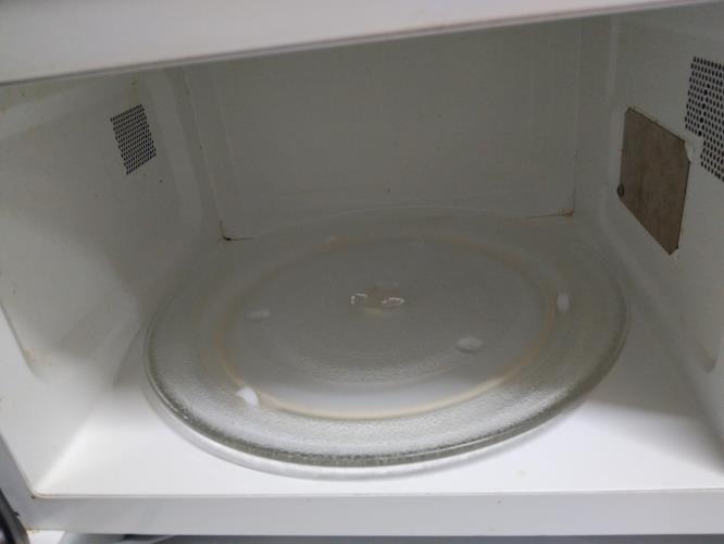 Second-hand Panasonic Microwave - Photo 2)