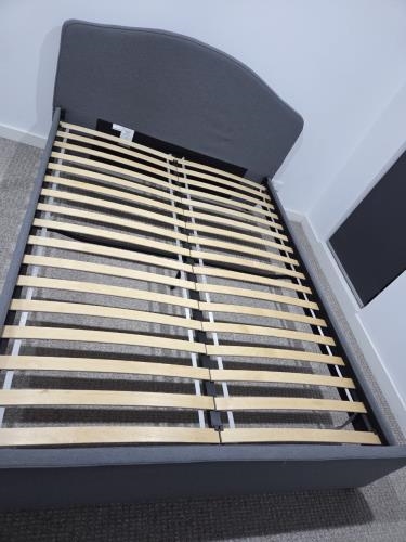 Second-hand IKEA Queen Size Bed Frame - Photo 2)